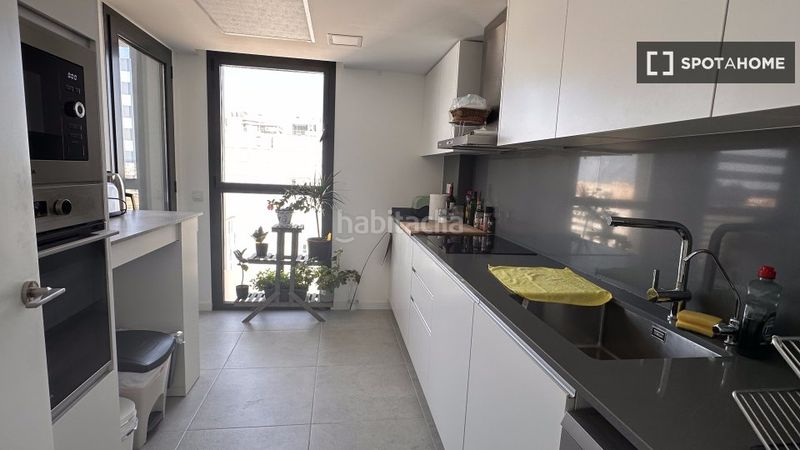 Foto edbe068b-89c6-40e4-8c54-ff77082f7f89. Rent flat with heating in Malilla Valencia