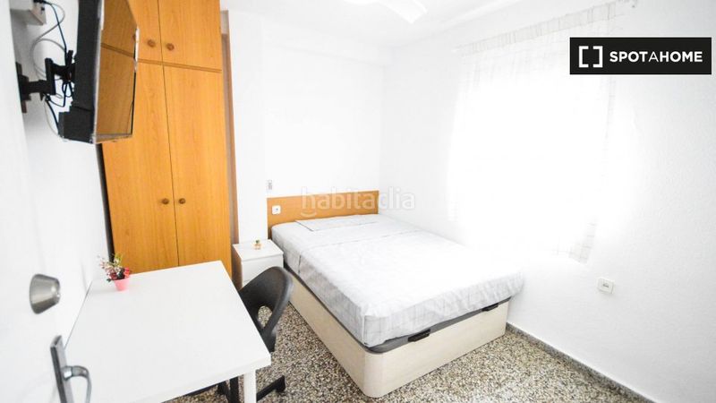 Foto 3a6de3f6-f80c-4356-bff5-e3696f506272. Rent flat with heating in Ciutat Jardí Valencia