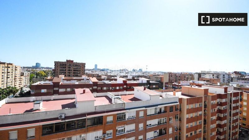 Foto fb783e21-dfc8-4d84-a26e-7f57ba80f716. Rent flat with heating in Ciutat Jardí Valencia
