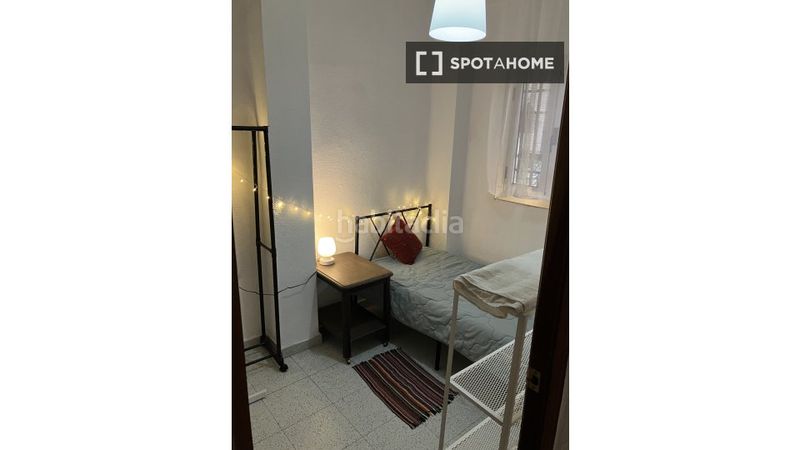 Foto 9f1168ee-ab30-4693-b6e6-4fe140e16911. Rent flat with heating in Natzaret Valencia