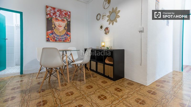 Foto 6d2b68d3-f39d-4d0d-b38b-d29af2f39c4b. Rent flat with heating in El Mercat Valencia