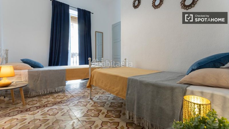 Foto bfe0ed5b-2395-47ba-8b44-85a3a16ebabb. Rent flat with heating in El Mercat Valencia