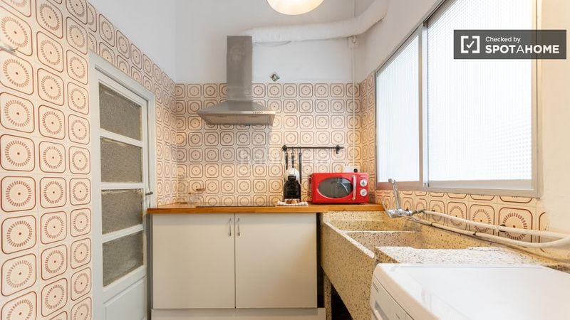Foto cb84ab37-e2fe-4f46-ad28-4c44a8078d4e. Rent flat with heating in El Mercat Valencia