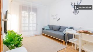 Affitto Appartamento in El Carme. Piso de 4 habitaciones en alquiler en el carme, valencia