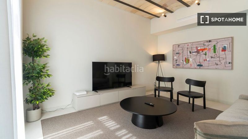 Foto 5e9ed8cb-b6a5-4a60-8d6c-7f326c8bf821. Rent flat with heating in Gran Via Valencia