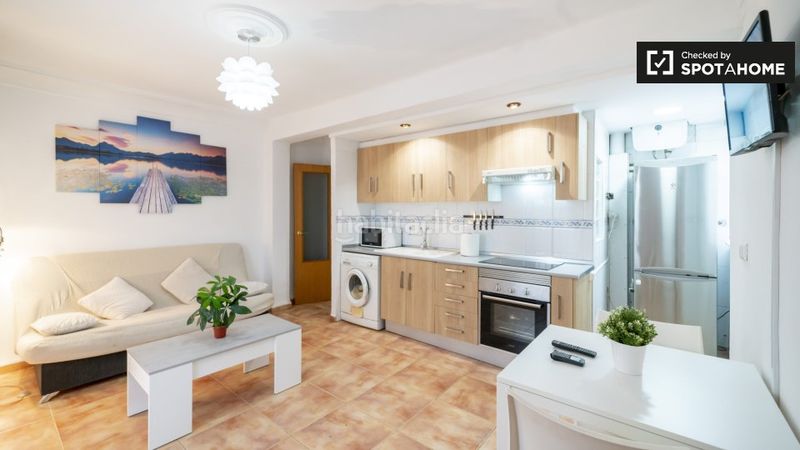 Alquiler Piso  en  Sant Antoni. Piso de 2 habitaciones en alquiler en sant antoni, valencia