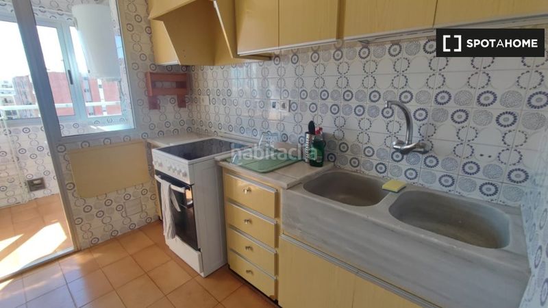 Foto 01a48456-e9fd-46f8-8966-34ee88099ffd. Rent flat with heating in L´Amistat Valencia