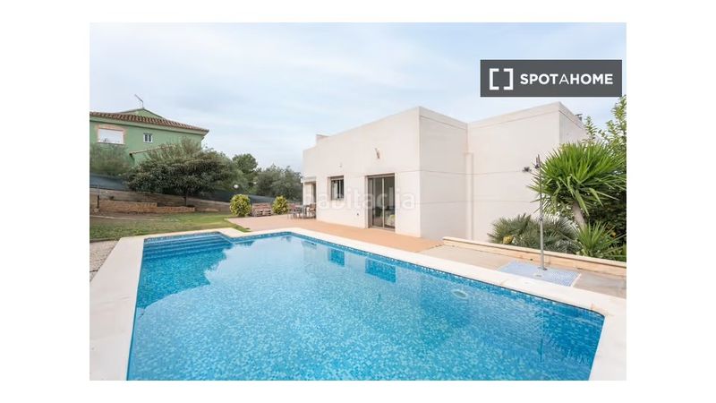 Foto d3762dc6-7cc5-41ce-9b8e-c915ae15e4f6. Rent flat with heating in L´Hort de Senabre Valencia
