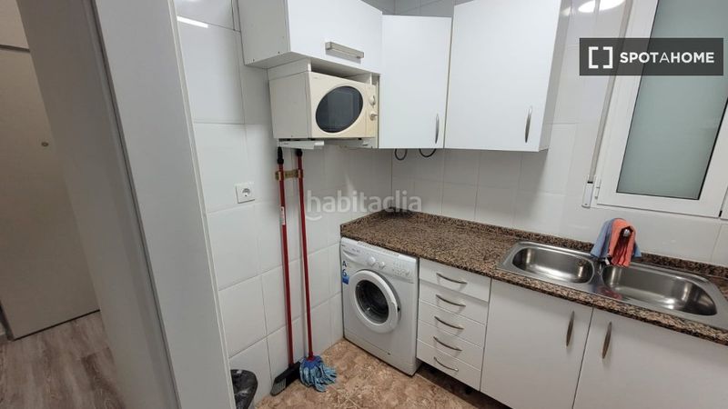 Foto dc722954-95ab-4dfe-9443-5a7672050691. Lloguer pis amb calefacció a Arrancapins Valencia