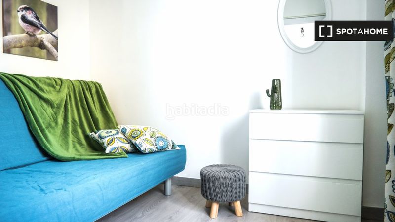 Foto 5f71fae3-7d89-43ae-94a5-551a52d35268. Rent flat with heating in Marxalenes Valencia