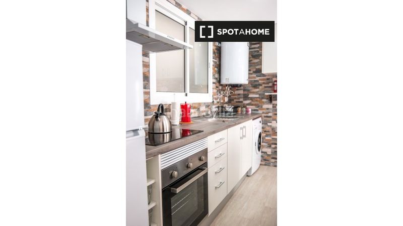 Foto a518f168-8217-4d90-8161-5a3eb00a4abf. Rent flat with heating in Marxalenes Valencia
