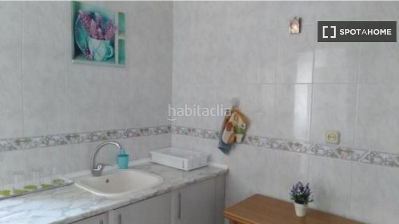 Foto 1cbd71ef-bdb3-4fb2-94f8-76055cc87716. Rent flat with heating in Natzaret Valencia