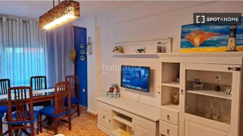 Foto 62b37fd7-7e50-44b7-aa89-e30cc075c4a1. Rent flat with heating in Natzaret Valencia