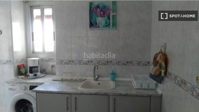 Foto 6b6c2570-32af-46a1-9b69-d0610226dd89. Rent flat with heating in Natzaret Valencia