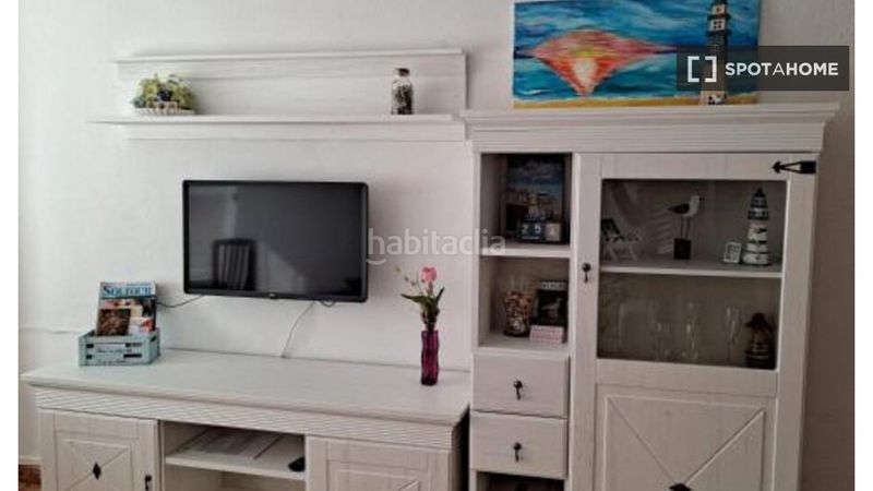 Foto b3cb517c-89b5-4509-a9ee-9737e60d498c. Rent flat with heating in Natzaret Valencia