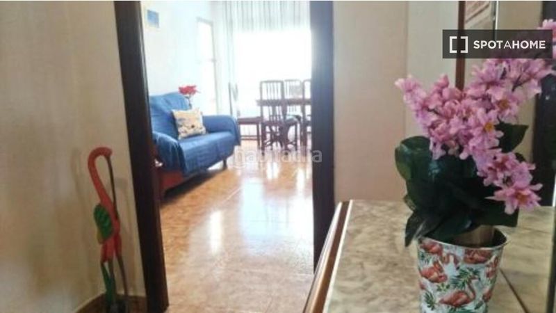 Foto ce741476-6e3c-4d52-bcfb-270ae7b525df. Rent flat with heating in Natzaret Valencia