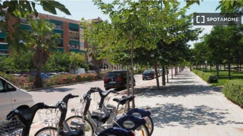 Foto fedf8258-72b6-439a-b68e-51198b926ef7. Rent flat with heating in Natzaret Valencia