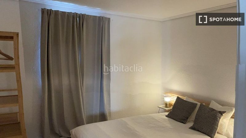 Foto e809332c-b5ef-454d-88b7-c54090529ec0. Rent flat with heating in Torrefiel Valencia