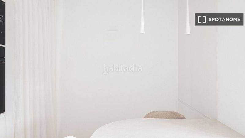 Foto 16a7ecfa-c87f-44ef-8461-7d7c3de18629. Rent flat with heating in Russafa Valencia