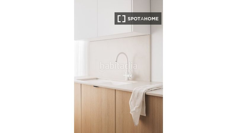 Foto 533bbedf-f340-4908-9df0-a83f6bce1698. Rent flat with heating in Russafa Valencia