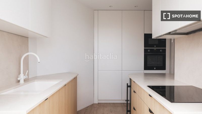 Foto 539c1fe0-1c4b-4e62-b8db-d60ca0a07513. Rent flat with heating in Russafa Valencia