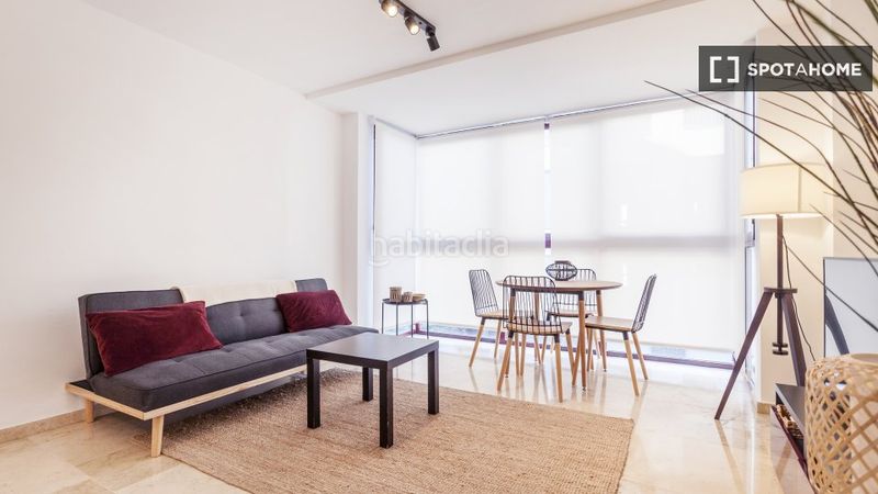 Foto 12d7b022-cb94-405f-8e10-fac68ed308d3. Rent flat with heating in Barrio de Patraix Valencia