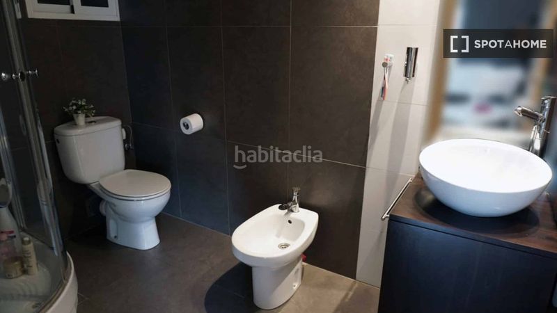 Foto 2942aca0-dbf3-4345-883f-2a2466f6a229. Rent flat with heating in Mont Olivet Valencia