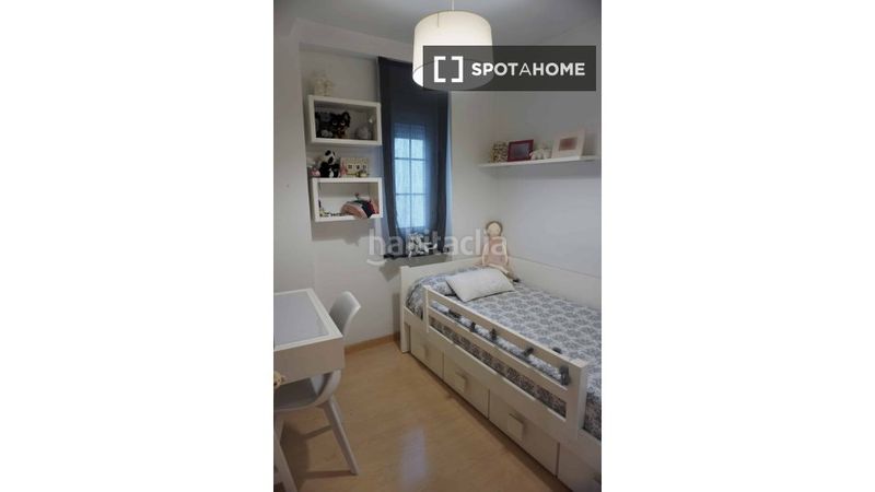 Foto fdf39daa-6953-491b-8d2c-38da4dd41b46. Rent flat with heating in Mont Olivet Valencia