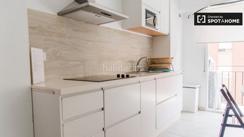 Foto a6b51951-b506-41e6-b7bd-afaded93903a. Rent flat with heating in Ciutat Jardí Valencia