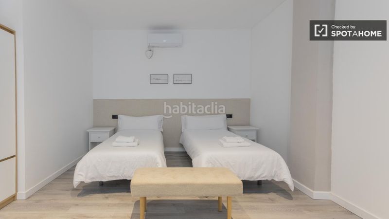 Foto 4ae96676-c375-4382-9e03-d8a2a4fe46f2. Rent flat with heating in Barrio Benicalap Valencia