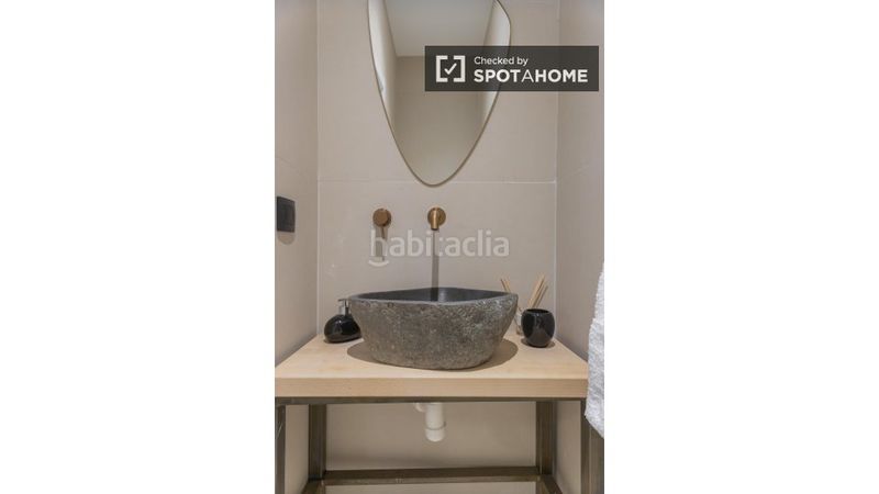 Foto 4bb0fd7b-479b-4f38-a28a-4e5879d56e0b. Rent flat with heating in Barrio Benicalap Valencia