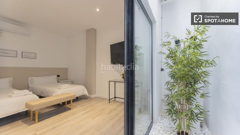 Foto ba67fc23-4cd7-4dc2-ae21-fc6a376b7b95. Rent flat with heating in Barrio Benicalap Valencia