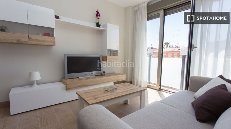 Foto c02725fa-047f-4371-a653-1174c13ab0b1. Lloguer pis amb calefacció a Russafa Valencia