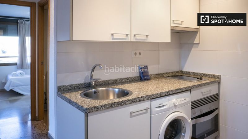 Foto ada698c4-598f-4040-9766-49287021c809. Rent flat with heating in Barrio de Campanar Valencia