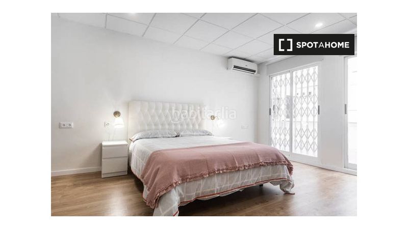 Foto 5aabfe0b-b4d7-4737-90d2-7cc5cc5a7379. Rent flat with heating in Russafa Valencia
