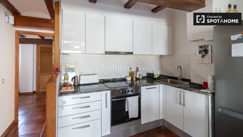 Foto 033a0734-a658-4ed7-a273-6a7b3b4602f3. Rent flat with heating in Russafa Valencia