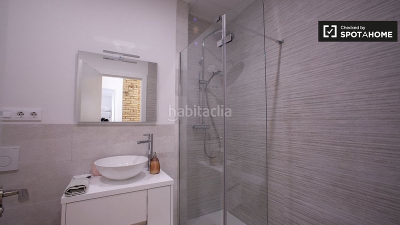 Foto 17d11e72-6e83-4f65-8550-e834d369083e. Rent flat with heating in Russafa Valencia