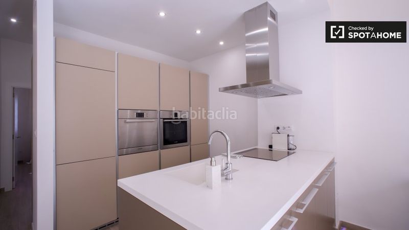 Foto 6a429ef2-584c-40d0-9e8e-9fadb70eaae0. Rent flat with heating in Russafa Valencia