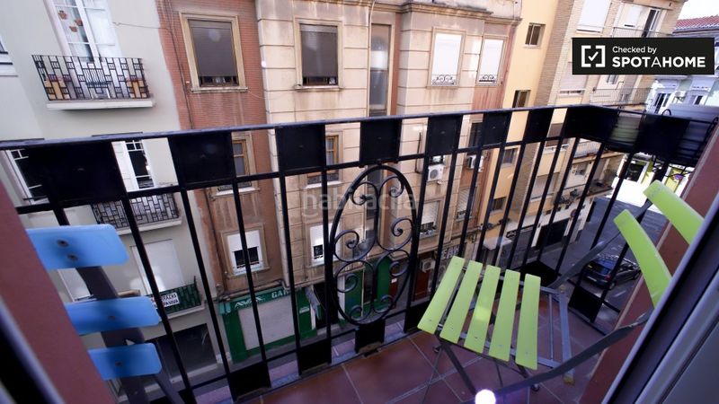 Foto 9c31622b-775d-45e6-a036-e2fce227e39b. Rent flat with heating in Russafa Valencia