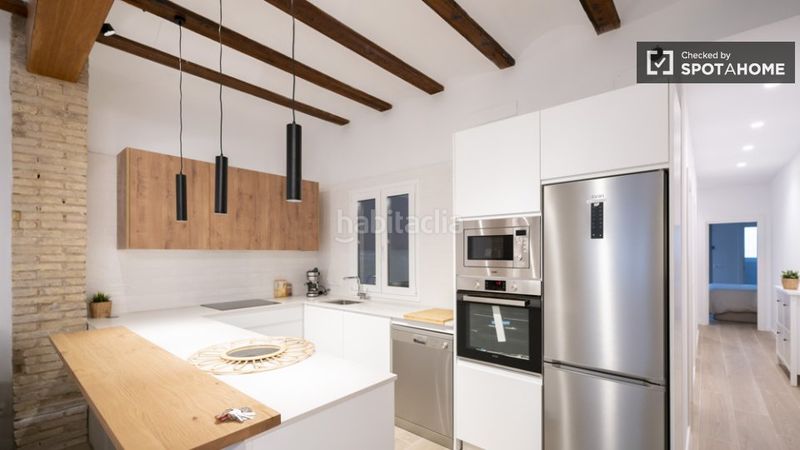 Foto 0c0b1a7d-03b1-4c17-8ac6-9af601ffa347. Rent flat with heating in Russafa Valencia