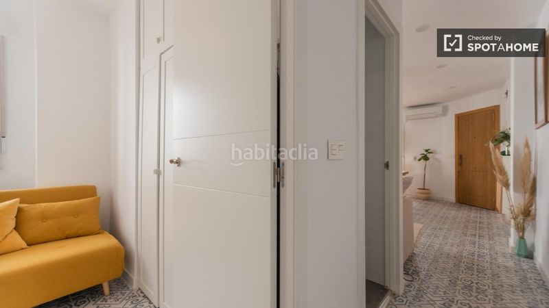 Foto 4d578682-0534-4711-971e-c932f5db603f. Rent flat with heating in Aiora Valencia