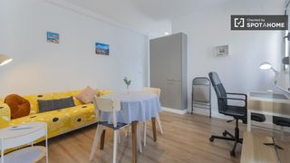 Lloguer Pis a Nou Moles. Estudio en alquiler en nou moles, valencia.