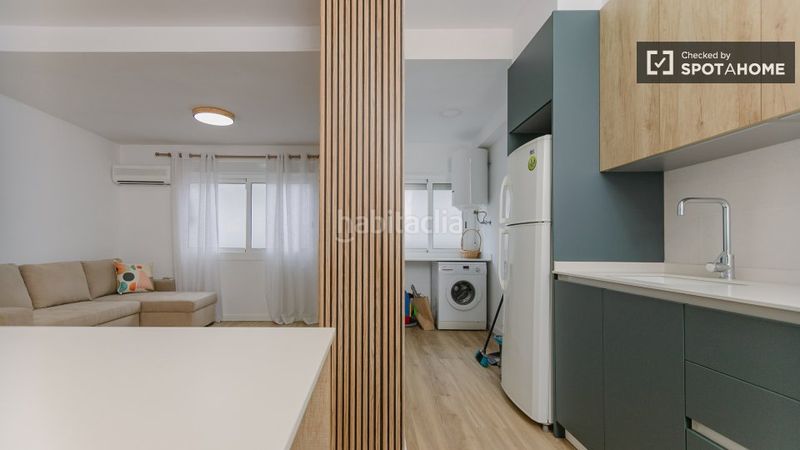 Foto bba54e4a-d264-4935-b008-188c7899dbe5. Rent flat with heating in Nou Moles Valencia