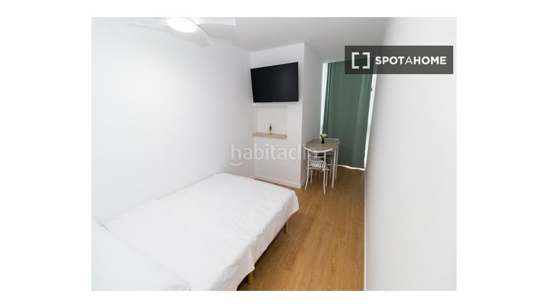 Foto 54b0d9c2-2512-4b4c-83d2-2b35c1a31431. Rent flat with heating in L´Illa Perduda Valencia