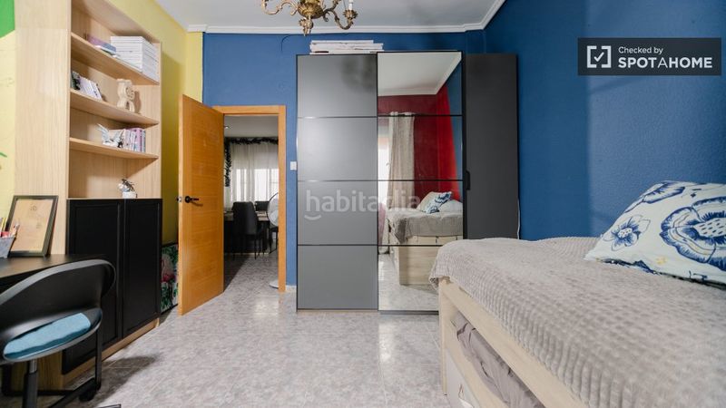 Foto b7e39fbe-f512-4d13-b506-f32481ae1d62. Lloguer pis amb calefacció a Camí Fondo Valencia