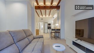 Affitto Appartamento in Russafa. Piso de 2 habitaciones en alquiler en russafa, valencia.