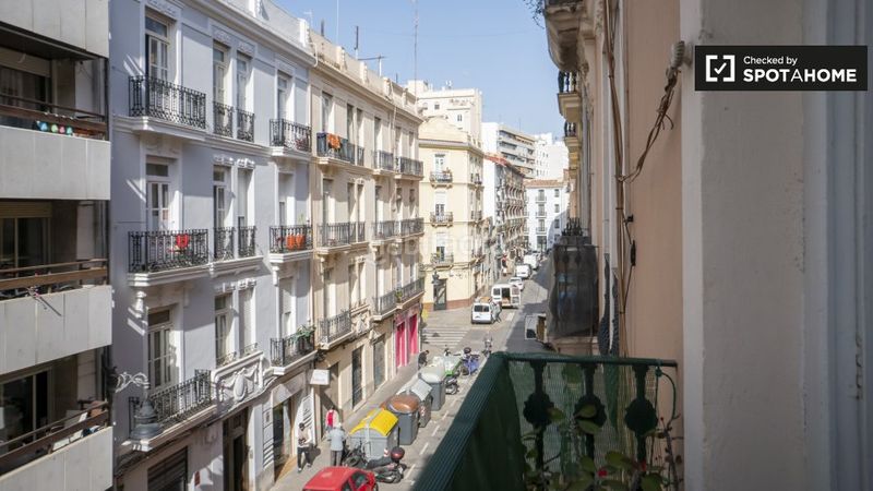 Foto 61540117-cfcb-4717-86a4-1df5a9125059. Rent flat with heating in La Roqueta Valencia