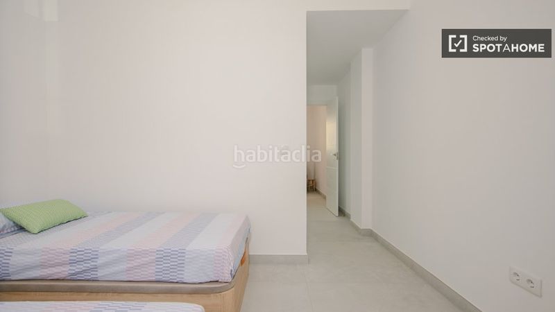Foto 5c7ccca6-5090-4708-8e7b-105591b71b65. Rent flat with heating in Trinitat Valencia