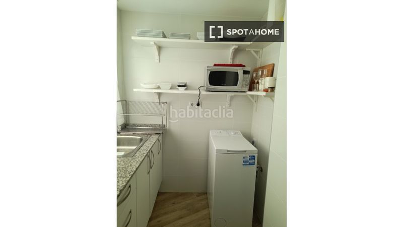 Foto 3b8bfabf-ad33-4989-926b-54b5cee4db54. Rent flat with heating in Russafa Valencia