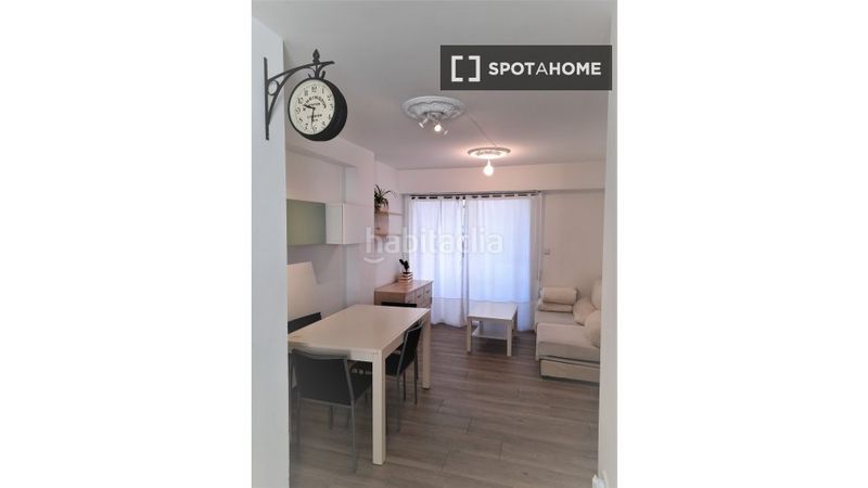 Foto 4f4134d4-d0eb-44db-b89a-c3e6e775254b. Rent flat with heating in Russafa Valencia
